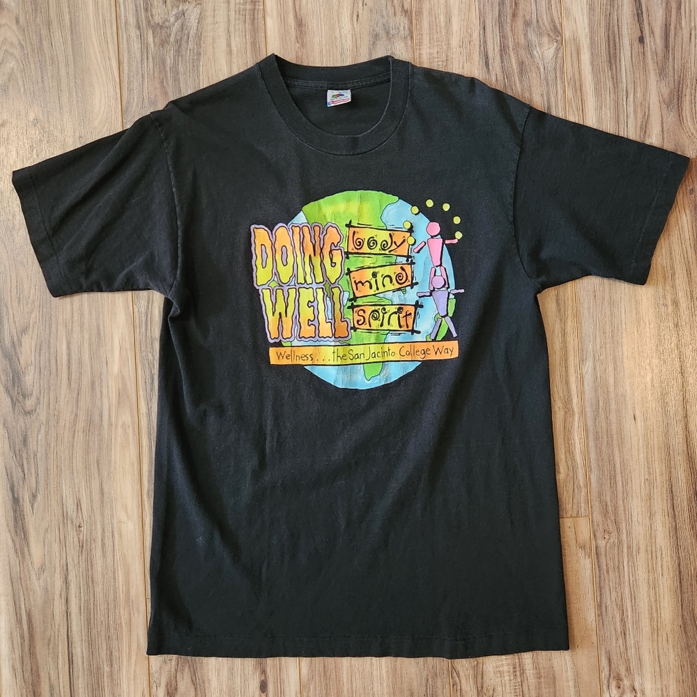 Vintage 80s 90s Neon Graphic San Jacinto College Texas Tee T-Shirt